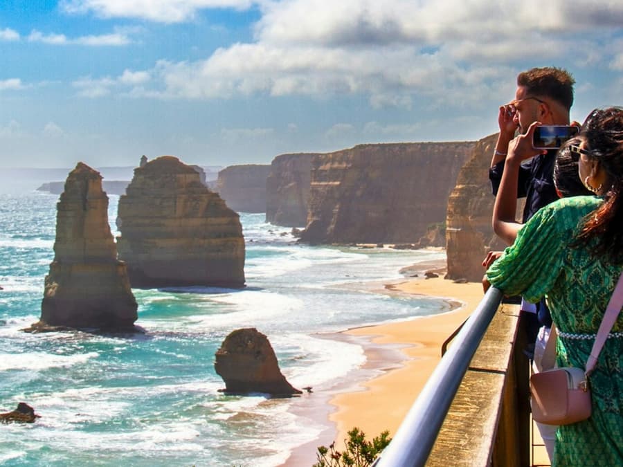 Great Ocean Road: Small Group Eco Tour from Melbourne