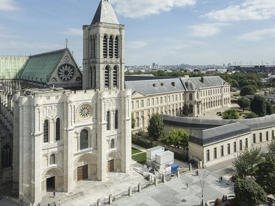 Basilika von Saint Denis: Exklusiver Eingang