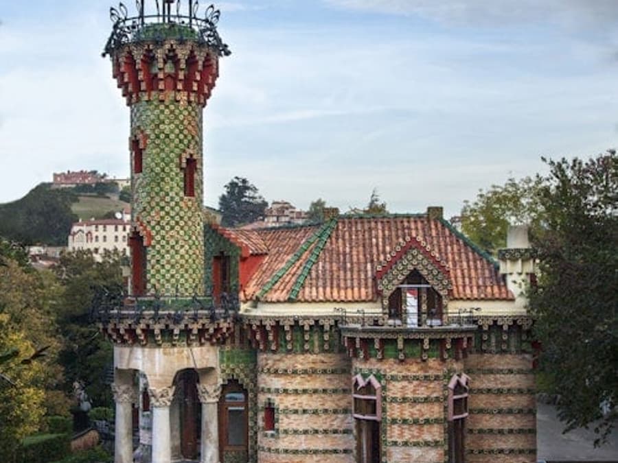Gaudí's El Capricho Open Visit: Skip The Line (Self-Guided Visit)