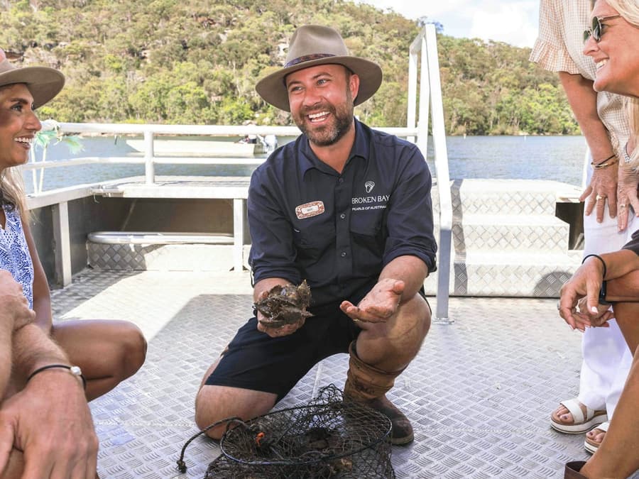 Broken Bay Pearl Farm: Guided Tour + River Cruise + Optional Transfer