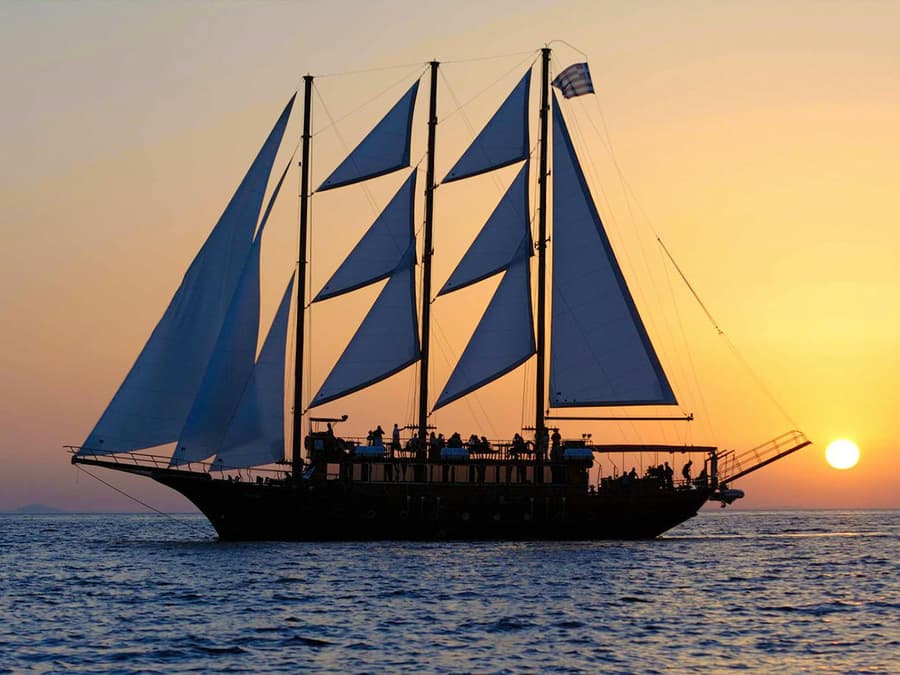 Santorini Volcano Sunset Dinner Cruise & Open Buffet with Transfers
