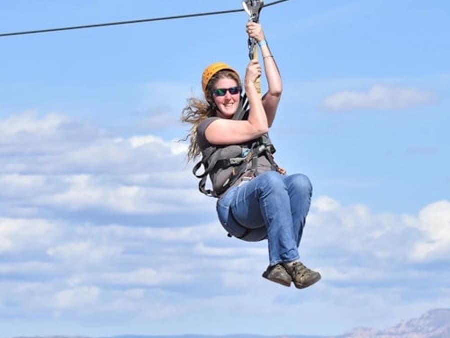 Camp Verde: The Predator Zipline Experience