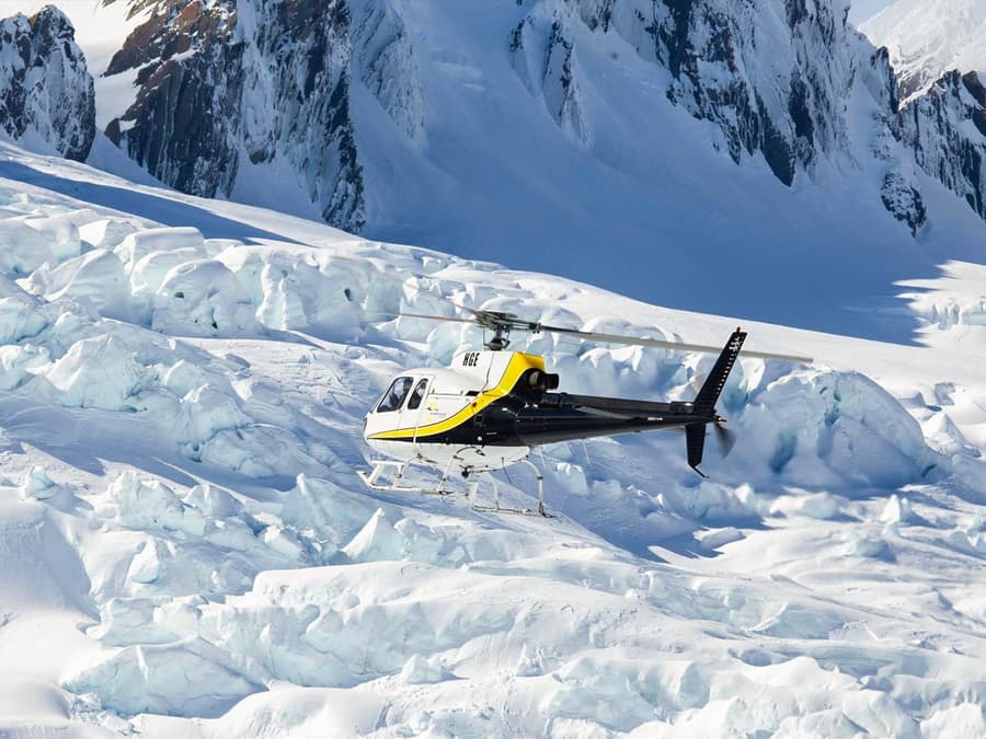 Desde Franz Josef: Tour en Helicóptero Escénico con Aterrizaje en la Nieve