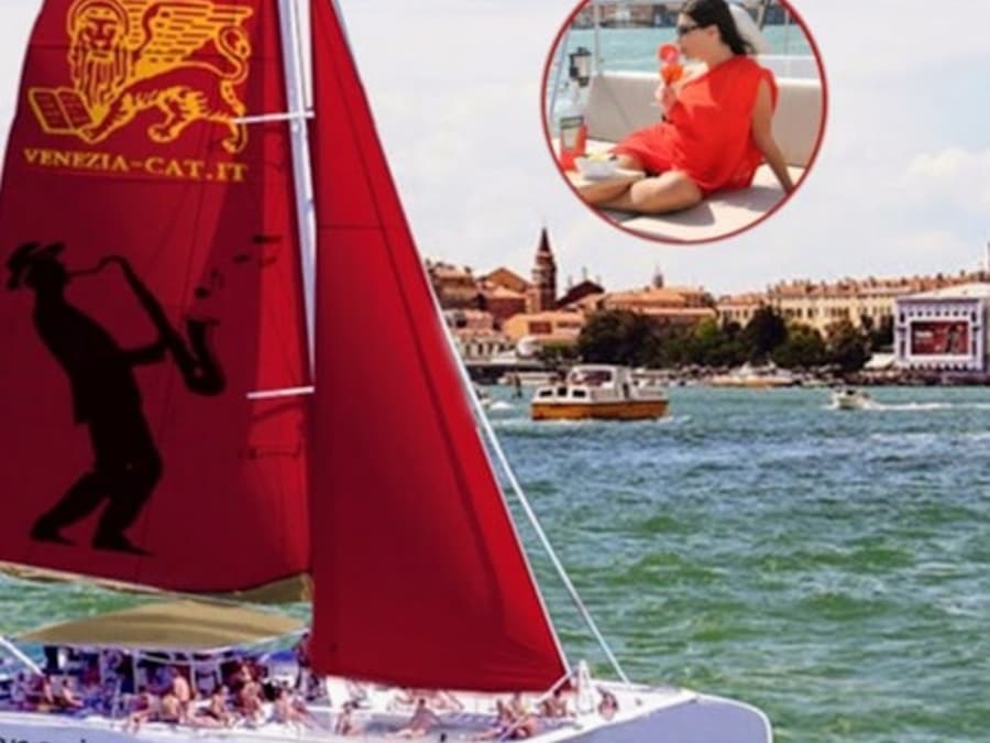 Venice Lagoon: Catamaran Tour + Spritz