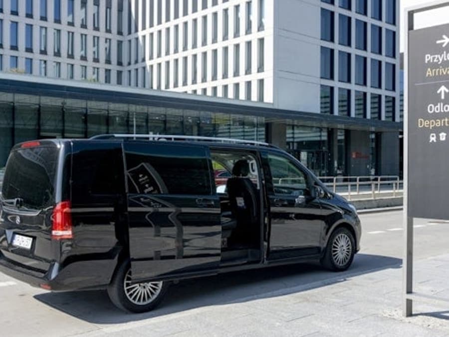 Krakow Balice Airport: Transfer To/From Krakow City Center
