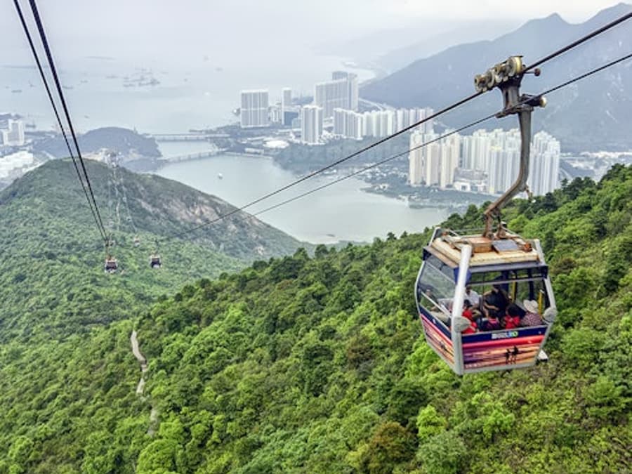 Ngong Ping Cable Car Roundtrip: One-way Standard + One-way Crystal Plus Cabin