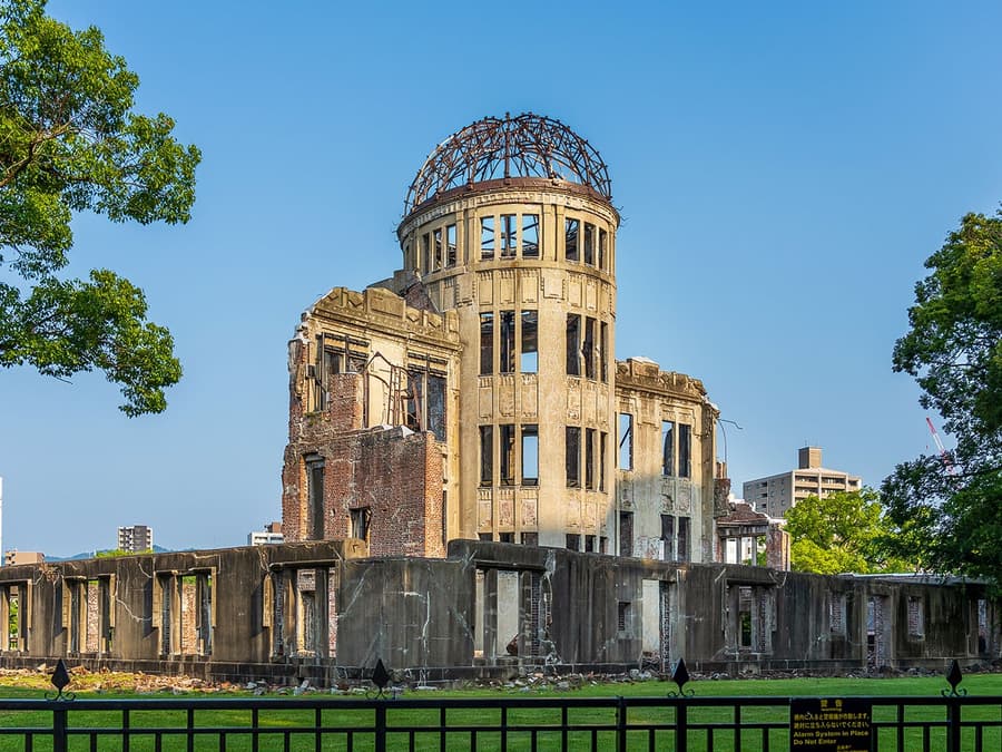 廣島和宮島的導覽巴士一日遊,包括午餐