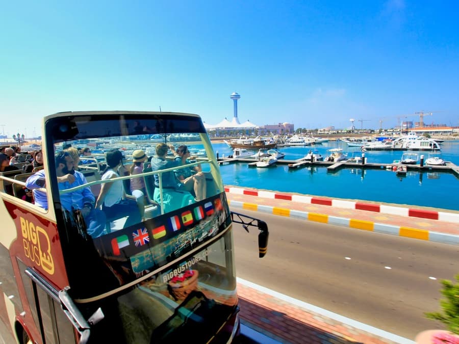 Big Bus: Abu Dhabi Hop-on Hop-off Bus Tour with Optional Louvre Museum Tickets & Presidential Palace Tour