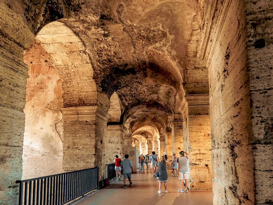 Lawatan Berpandu ke Colosseum, Bukit Palatine & Forum Roman
