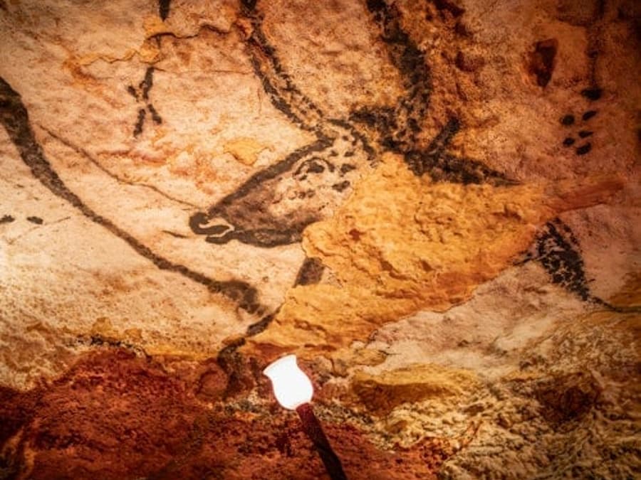 Lascaux IV: Guided Tour