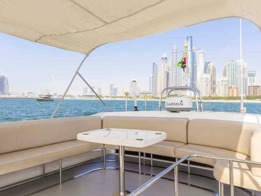 Lloguer Privat de Iot de Luxe al Port de Dubai