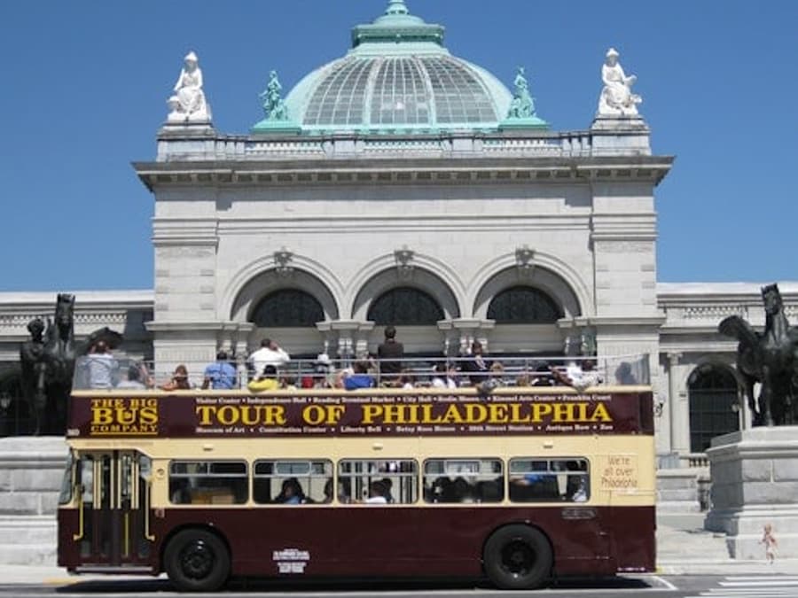 Bus Wisata Hop-on Hop-off Sharjah