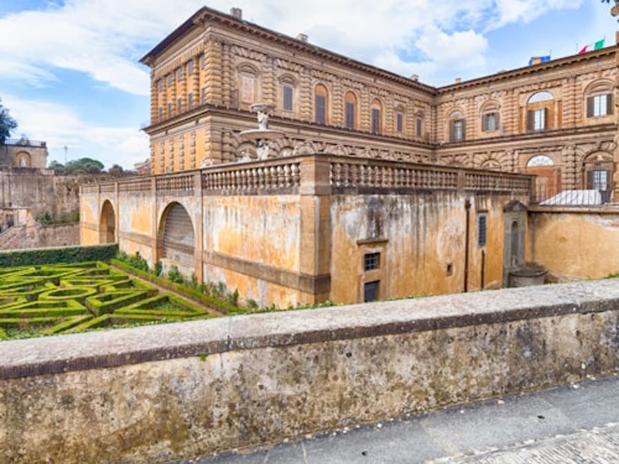 Palazzo Pitti & Palatine Gallery: Reserved Entrance + Audio Guide