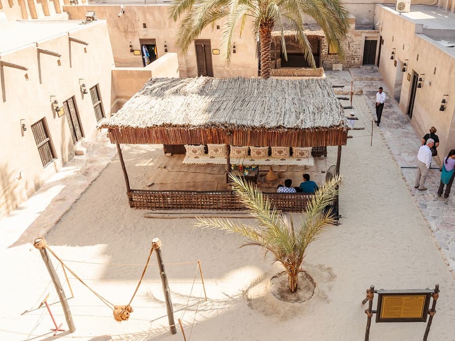 Tour di Mezza Giornata a Dubai con Guida e Trasferimenti dall'Hotel