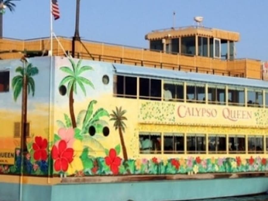Clearwater Beach: Tropical Buffet Cruise on Calypso Queen