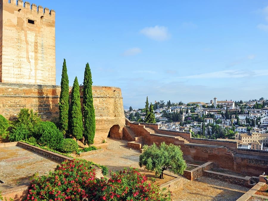 Alhambra Surroundings Tour