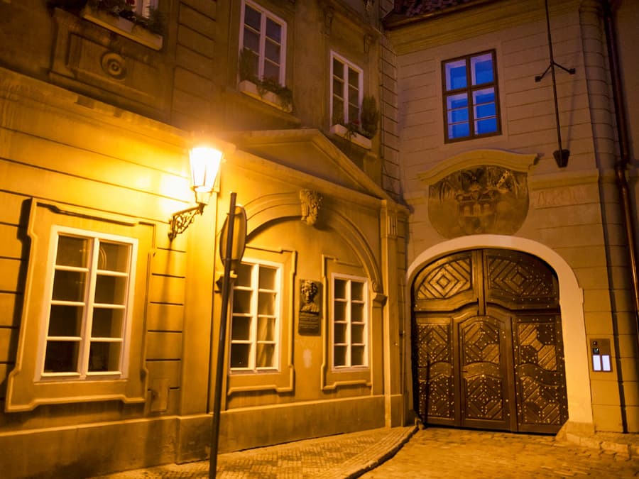 1.5-Hr Guided Walking Tour of Prague Ghosts & Legends of the Old Town