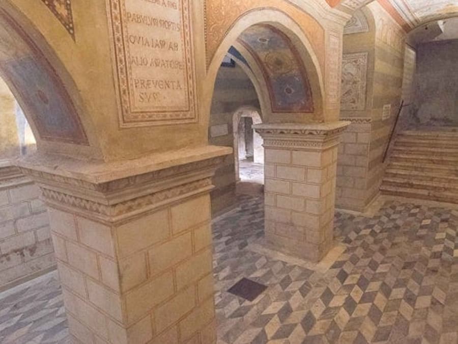 Pagpasok sa Sant'Agnese in Agone at Crypt: May Kasamang Patnubay