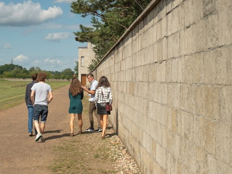 Sachsenhausen: Visita Guiada al Memorial del Camp de Concentració des de Berlín