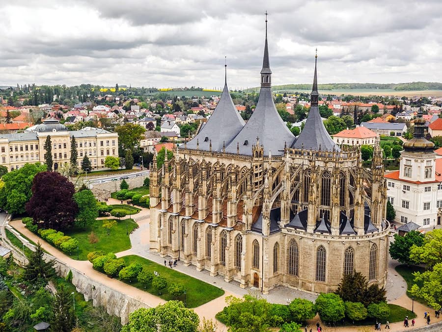 From Prague: Kutná Hora, Sedlec Ossuary & St Barbara's Cathedral Day Trip