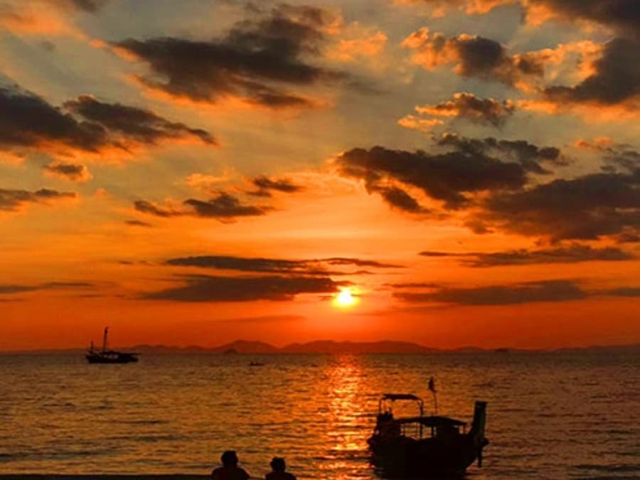 Krabi 4-Islands Sunset BBQ Tour with Bioluminescent Plankton by Longtail Boat
