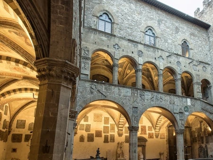 Florence: Guided City Tour + Museo Nazionale del Bargello Skip The Line Entry