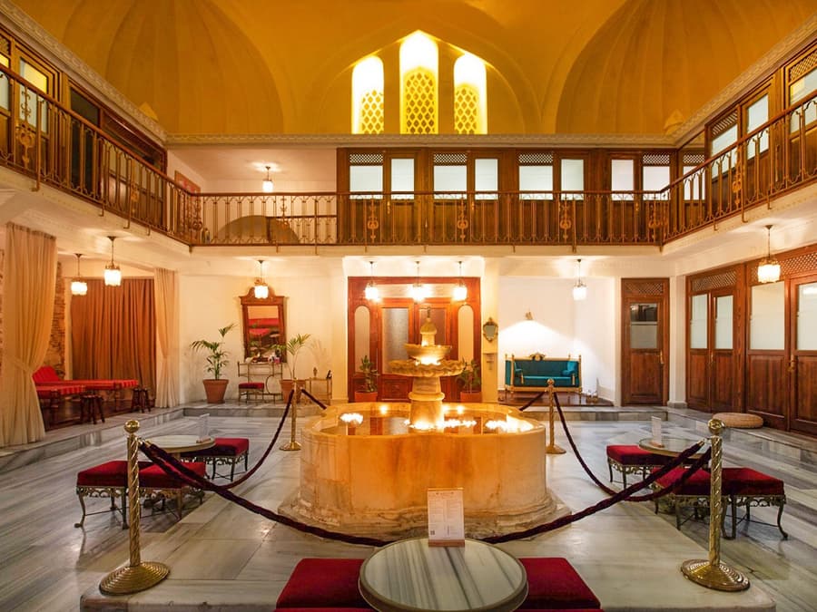 Cagaloglu Hammam: Turkish Bath, Spa & Massage in Sultanahmet