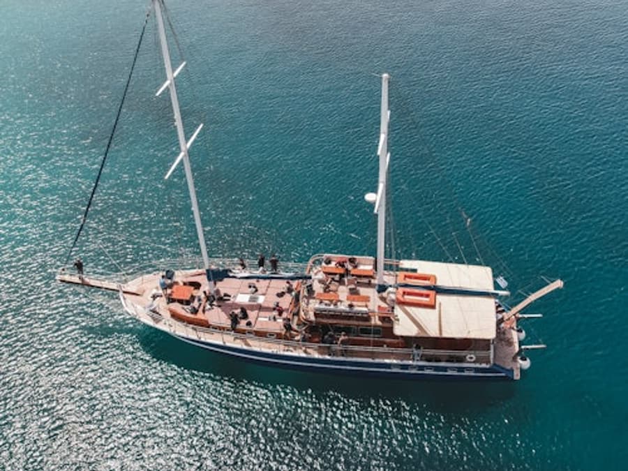 Agistri, Moni & Aegina: Sailboat Cruise with Lunch & Snacks from Athens