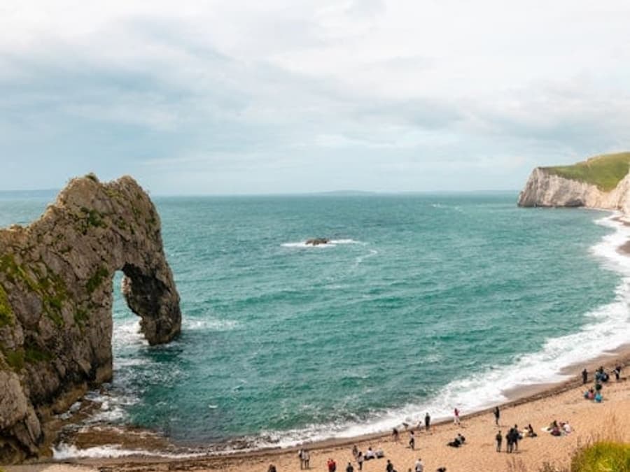 Salisbury & Jurassic Coast: Guided Day Trip from Bath