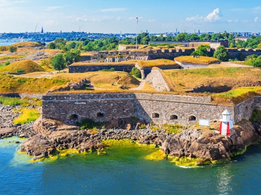 Helsinki & Suomenlinna: Sightseeing Tour