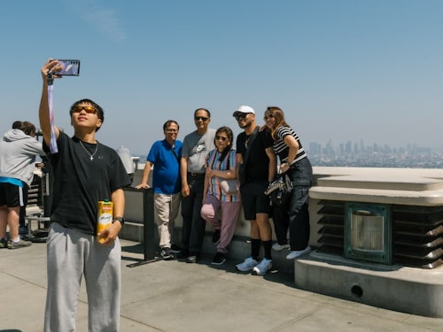 Los Angeles: Guided City & Celebrity Homes Tour + Transfers