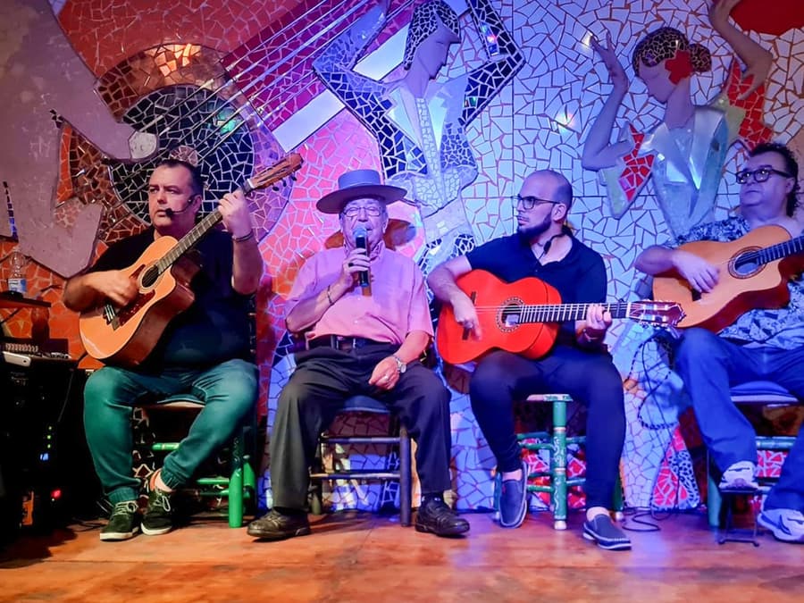 El Toro y la Luna - Flamenco Show