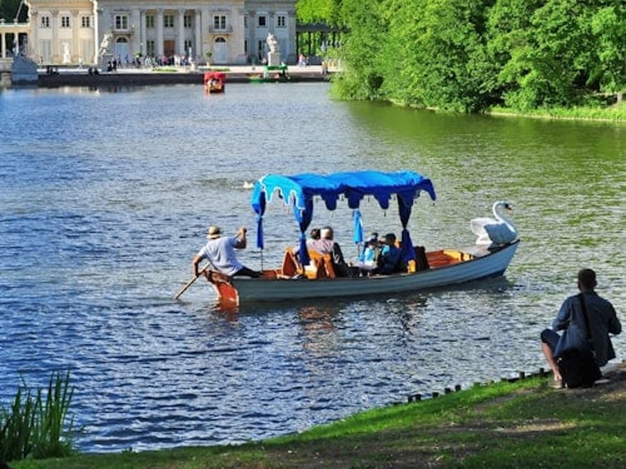 Lazienki Krolewskie + Palace Private Tour + Cruise
