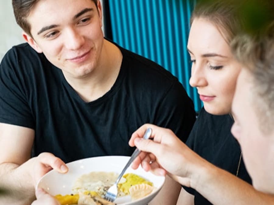 Warsaw: Taste of Poland Food Tour + Guided Walk