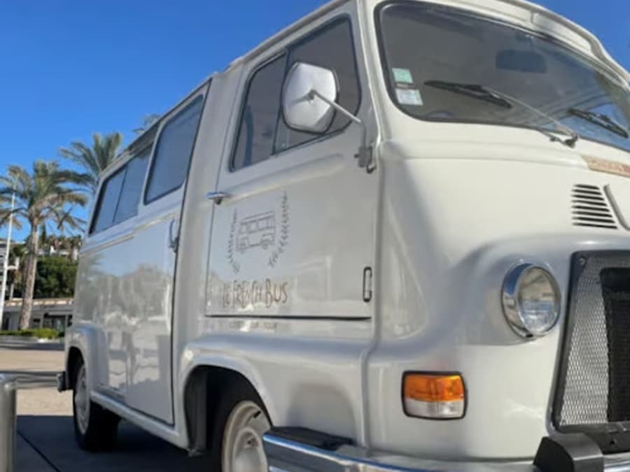 Cannes: Guidet Vintage Van Tour