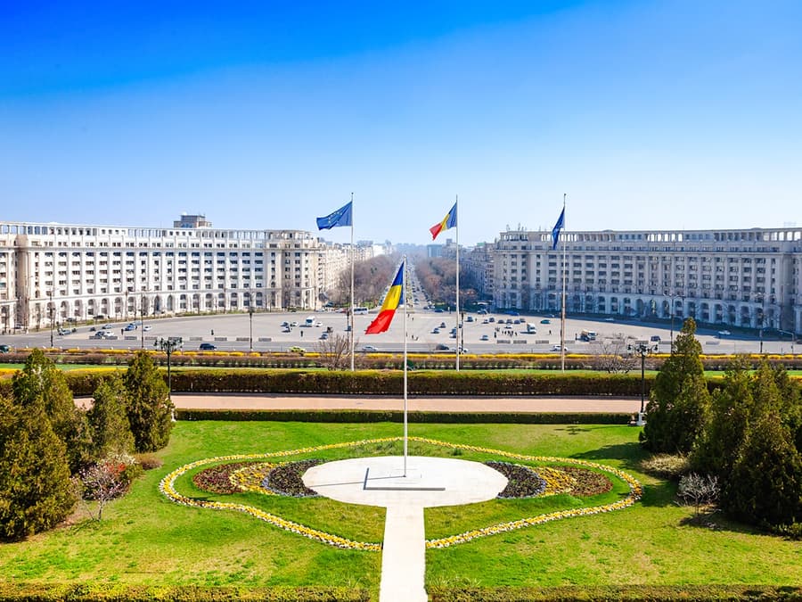 4-Hour Guided Tour of Palace of Parliament and City of Bucharest