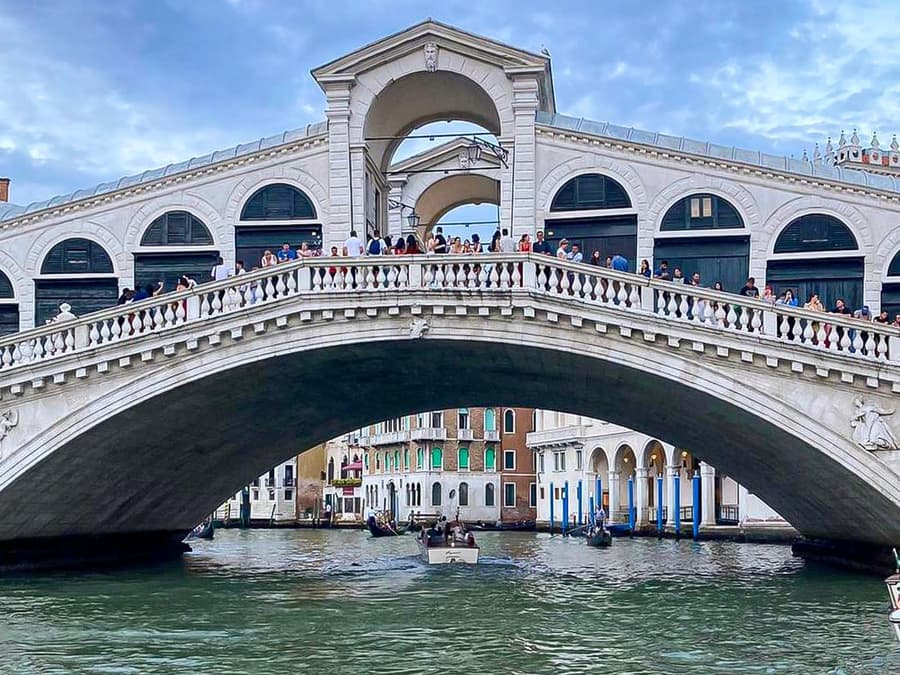 Creuer turístic d'una hora pel Gran Canal
