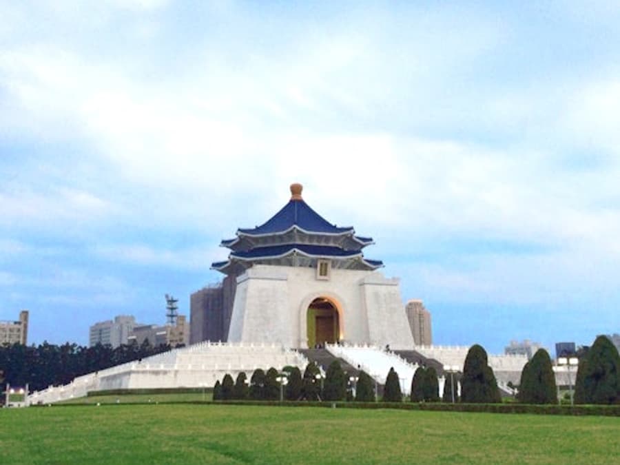 Taipei: Morning City Tour + National Palace Museum Entry