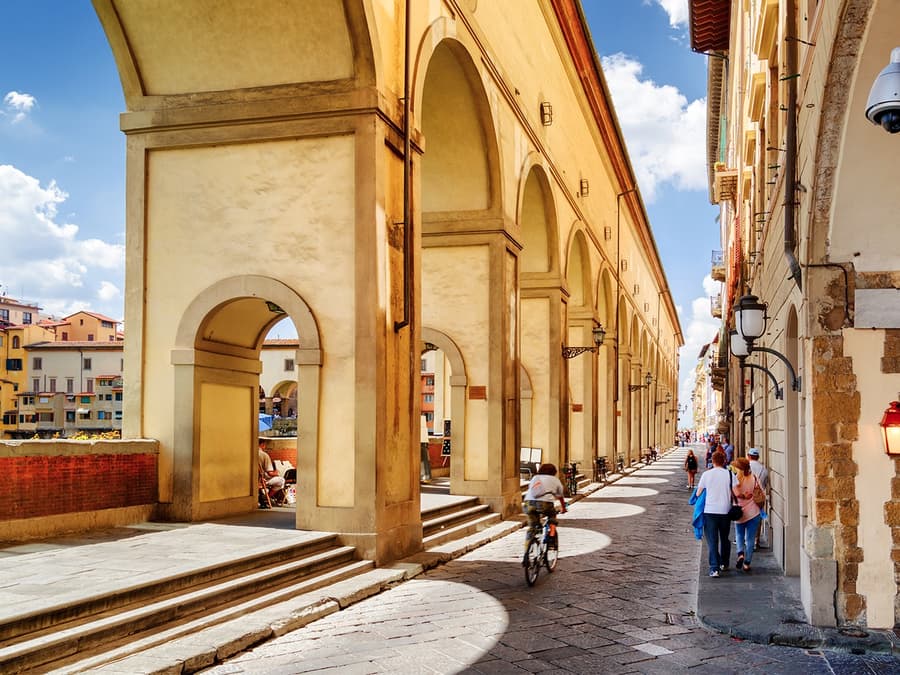 Recorrido Privado por el Corredor de Vasari y la Galería Uffizi