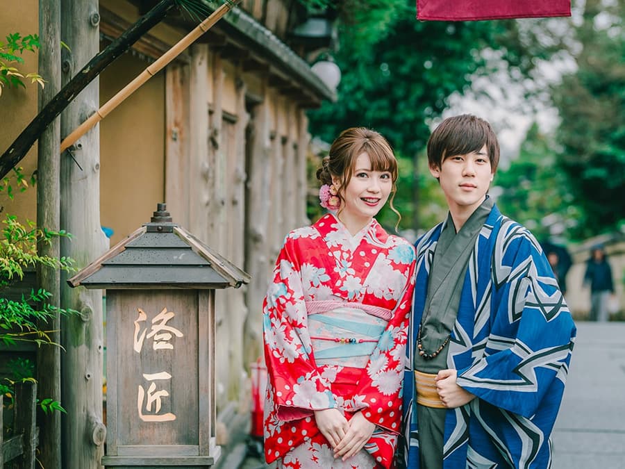 Kimono Photoshoot in a Traditional Kyoto Machiya House