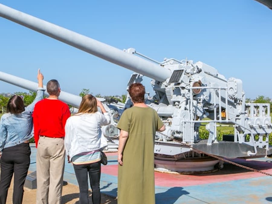San Diego Liberty Station: Guided Walking Tour
