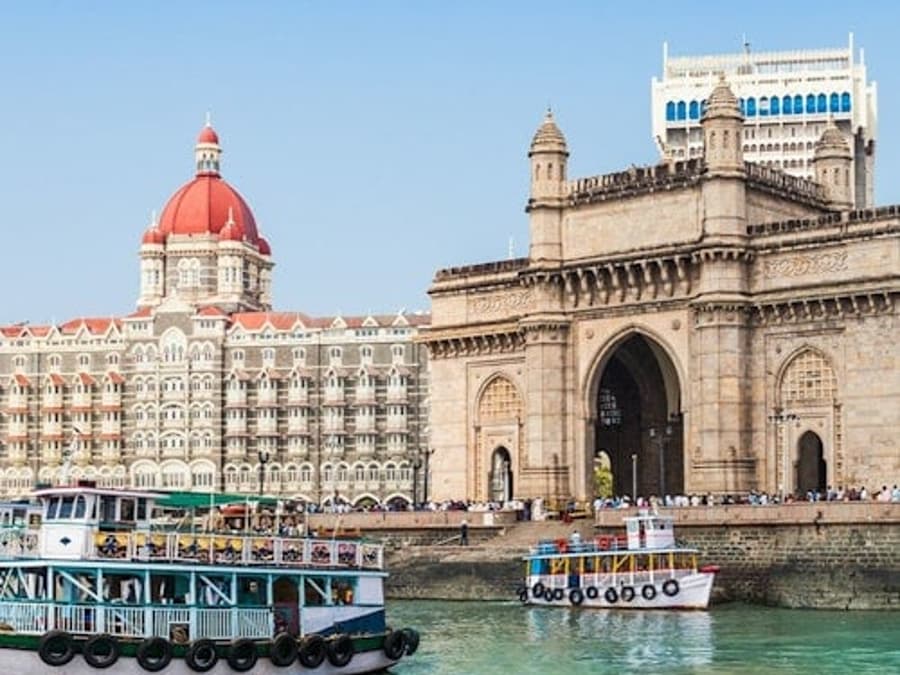 Mumbai: Private Sightseeing Tour + Roundtrip Transfer