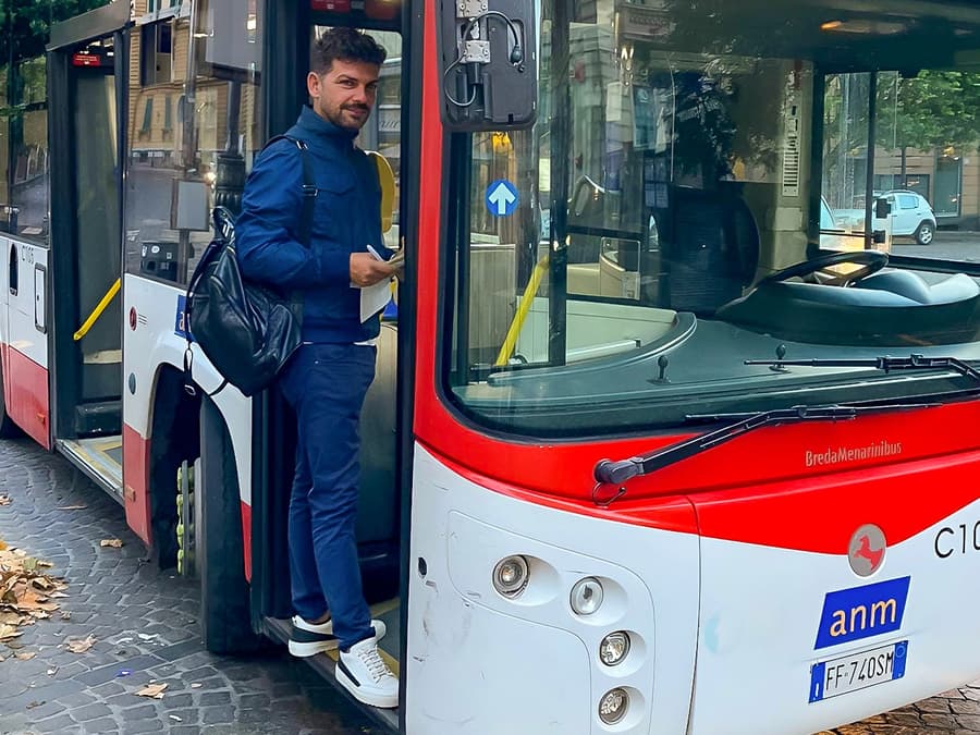 Bus Transfers: Naples Airport to/from City Center