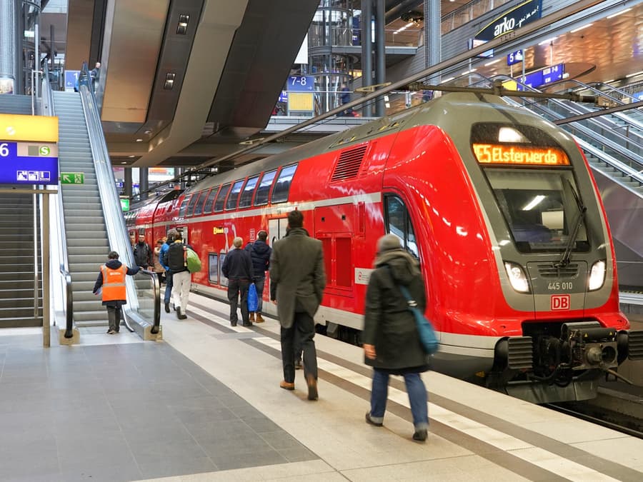 Vé Interrail German Flex Pass với chỗ ngồi hạng Nhì
