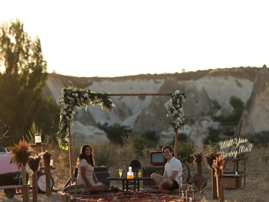 Love Valley: 'Marry Me' Proposal Tour