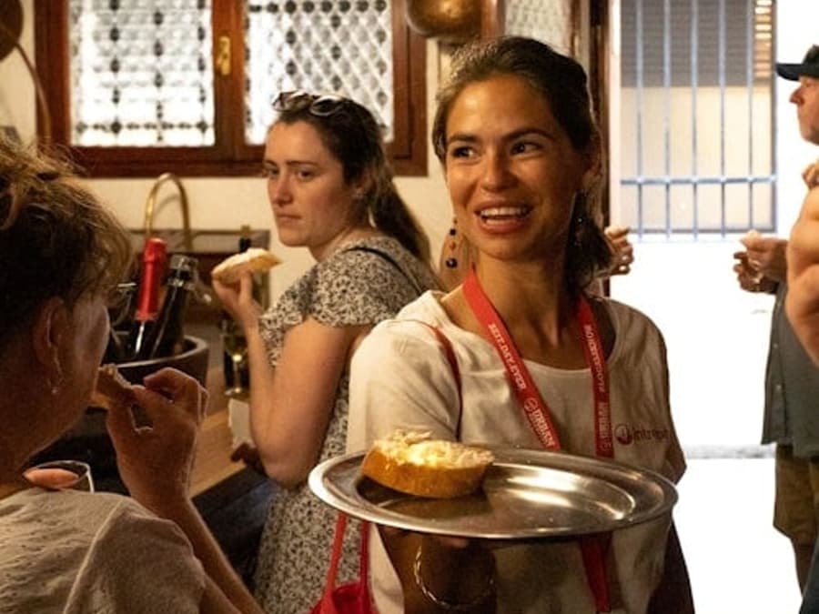 Venice: Guided Food Tour + Tastings