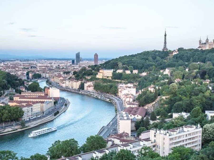 Dinner Cruise on the Saône by Les Bateaux Lyonnais Hermès I