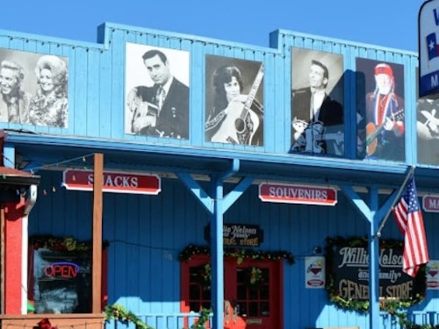 Willie Nelson and Friends Museum and Nashville Souvenirs: Entry Ticket