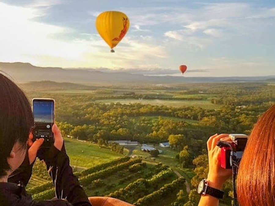 Cairns Hot Air Balloon Experience with Return Transfers