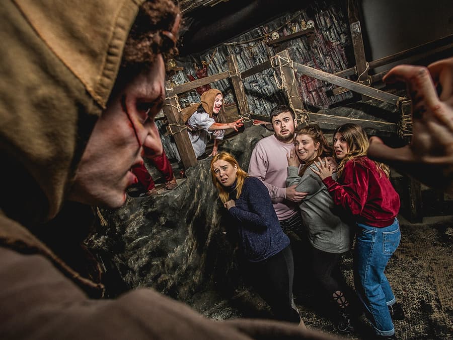 Edinburgh Dungeon Entry Tickets
